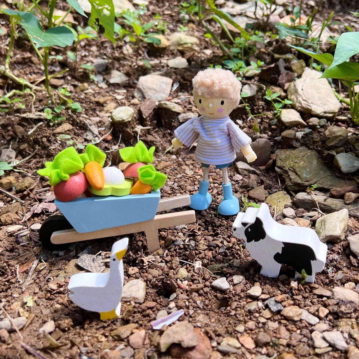 Tender Leaf Toys Greenhouse with Garden Set